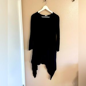 Black long sleeve dress with pockets
